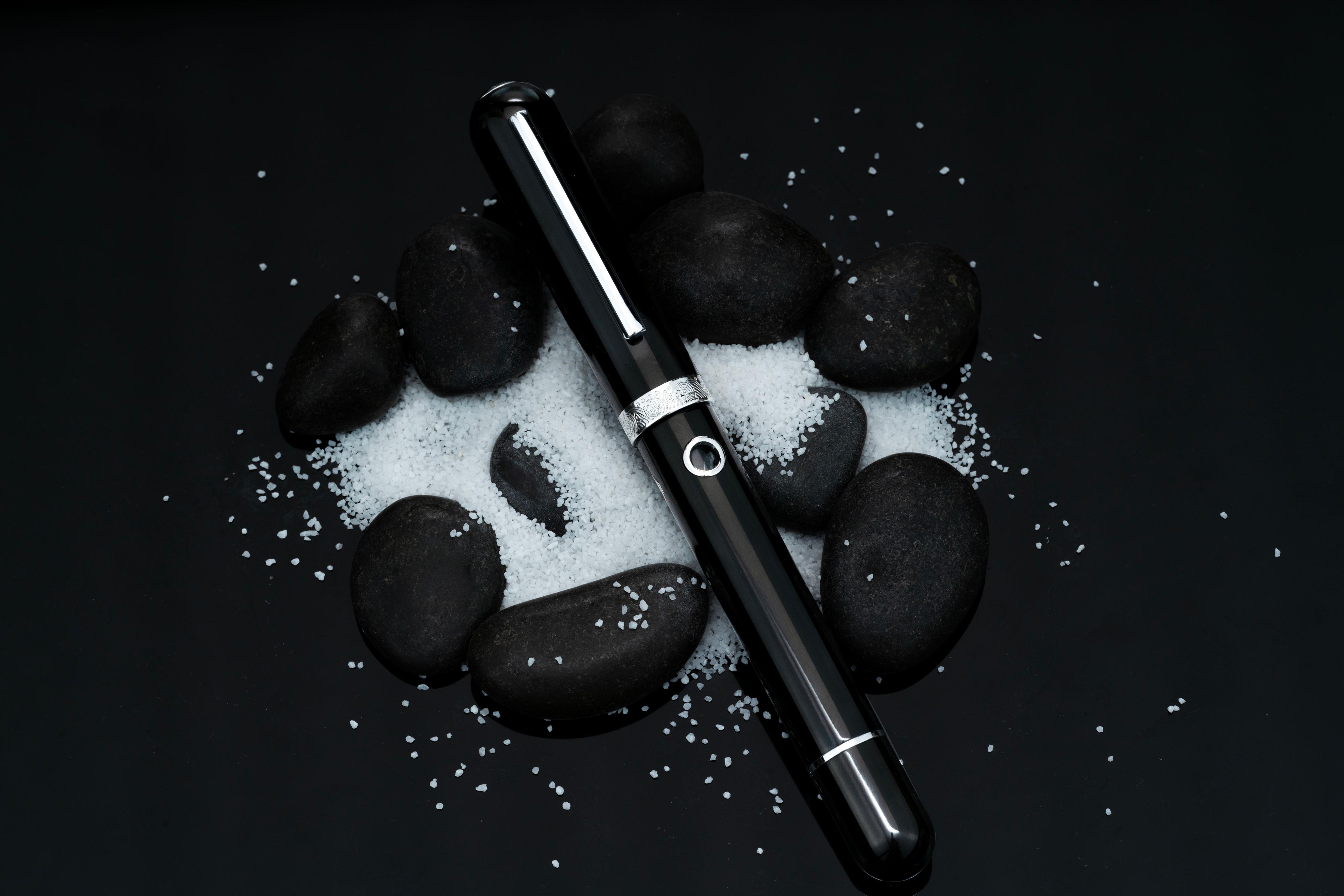 Nahvalur Nautilus Cephalopod Silver - Fountain Pen