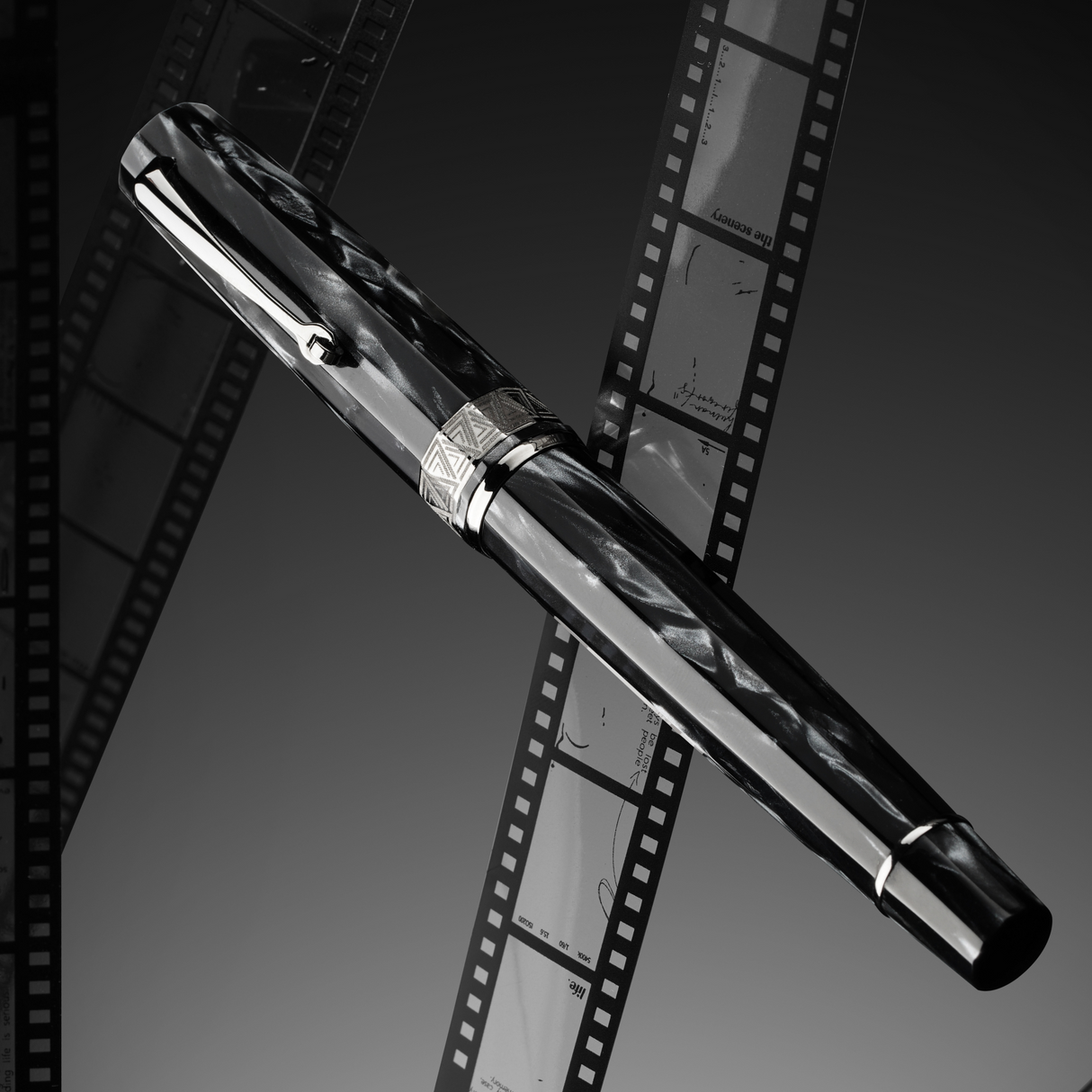 OMAS Paragon Grigio Perla Fountain Pen