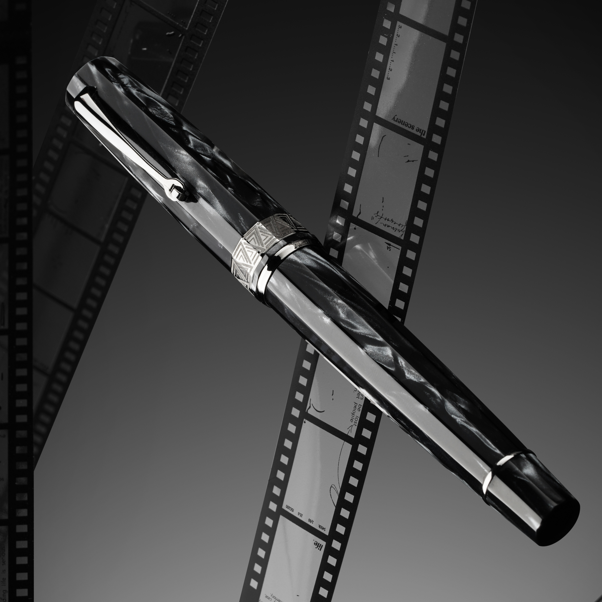 OMAS Paragon Grigio Perla Fountain Pen