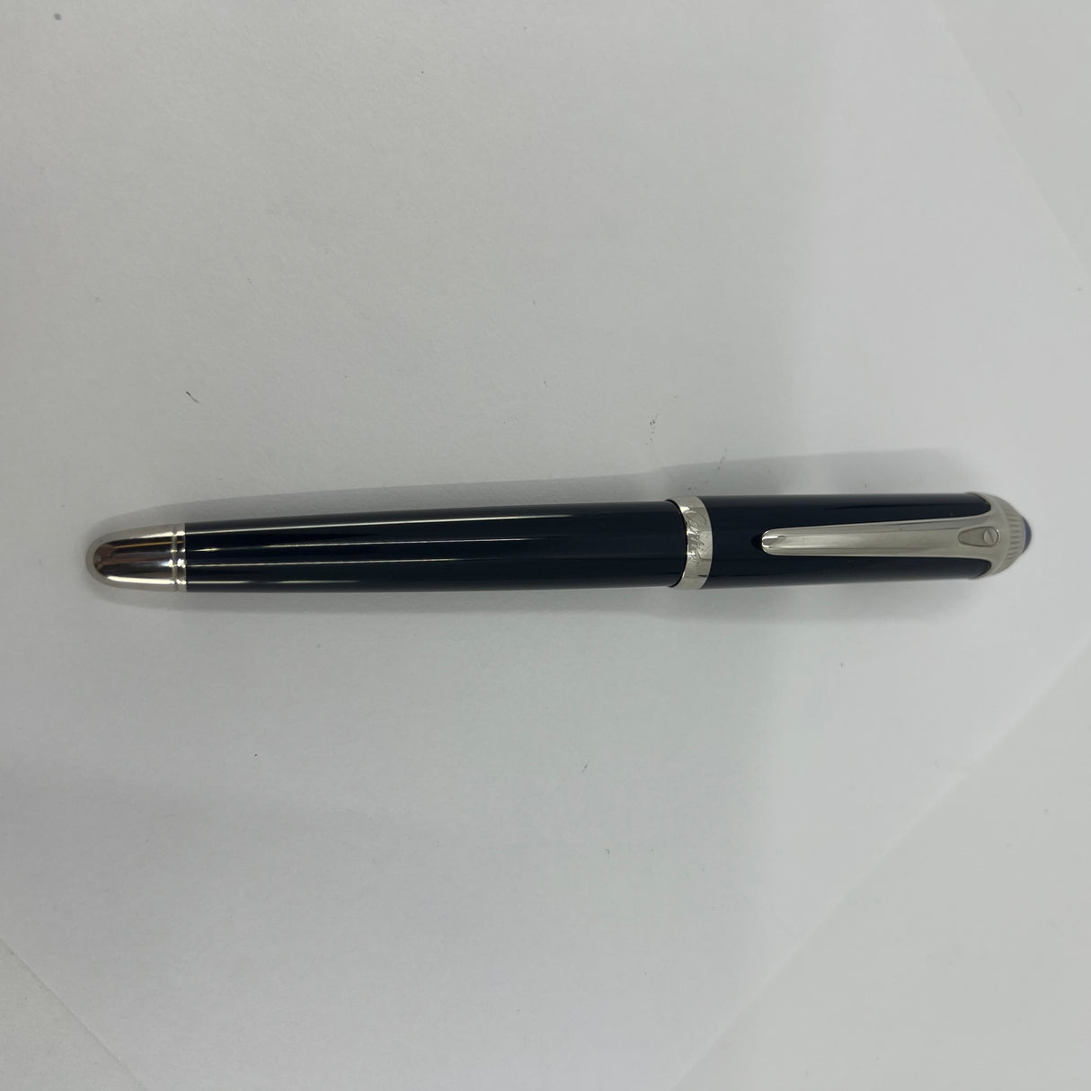 Cartier Roadster Black Composite Fountain Pen - Fine 18kt Gold Nib