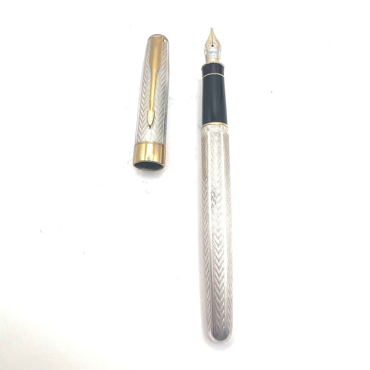 Parker Sonnet Fougere Sterling Silver Fountain Pen-Fine 18kt Gold Nib