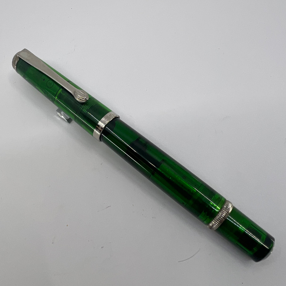 ChronoSwiss RARE Styloscope Green Transparent Limited Edition of 1000 Fountain Pens (M800 Size) Made by Pelikan - Medium 18kt Gold Nib with Additional OB 18kt Nib!! - All Original Packaging