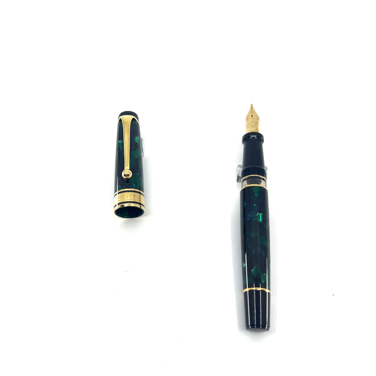 Aurora Auroloide Marbled Green Fountain Pen Circa 1996- Broad Italic 14kt Gold Nib