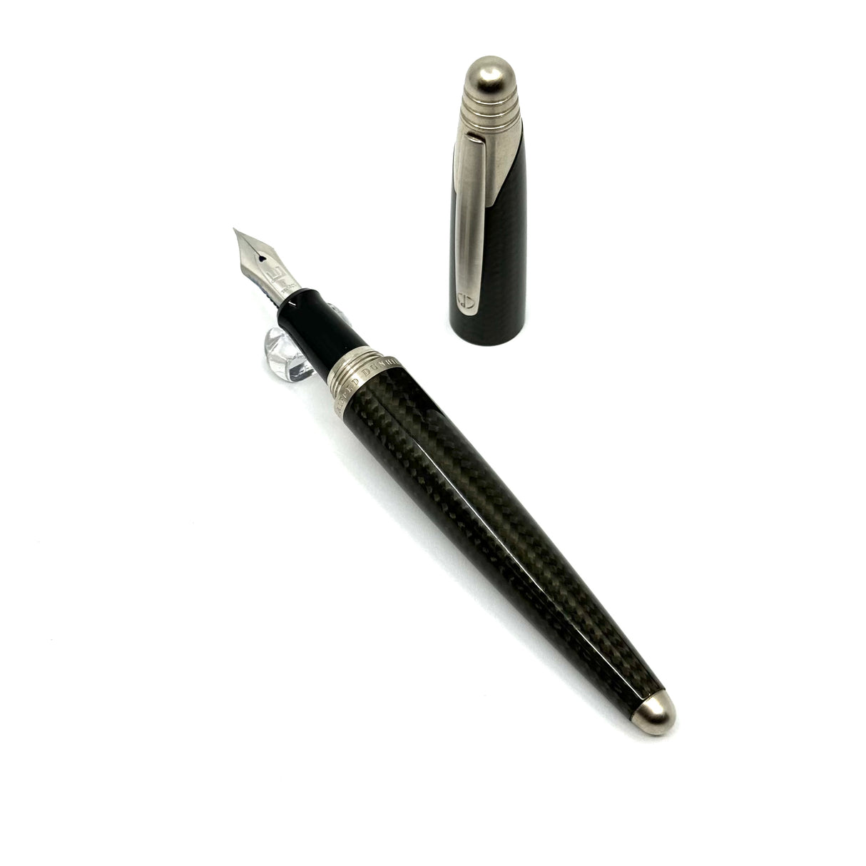 Dunhill AD2000 Carbon Fibre Large Fountain Pen - Fine 18kt Gold Nib