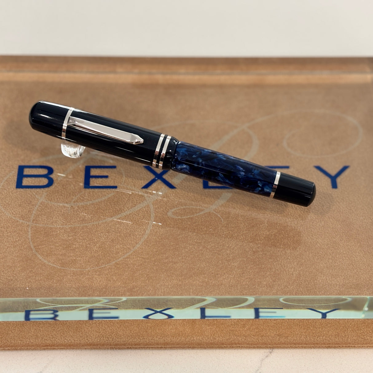 Bexley Magnum Poseidon Blue Marble Fountain Pen