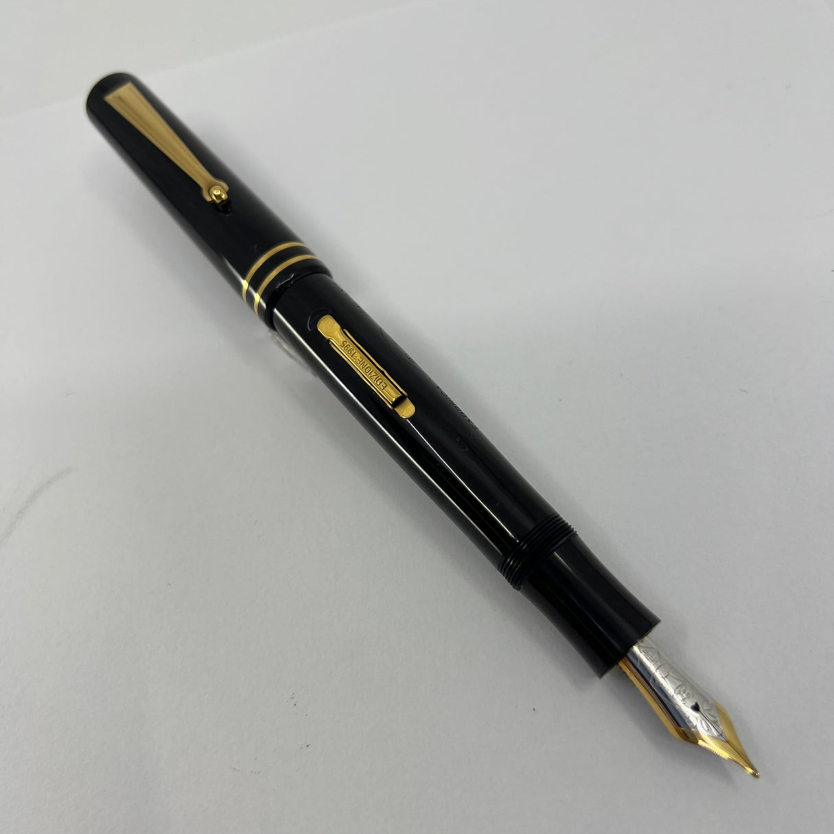 Delta Special Edition Astra Black Ebonite Fountain Pen (1995) - Medium 18kt Gold Nib