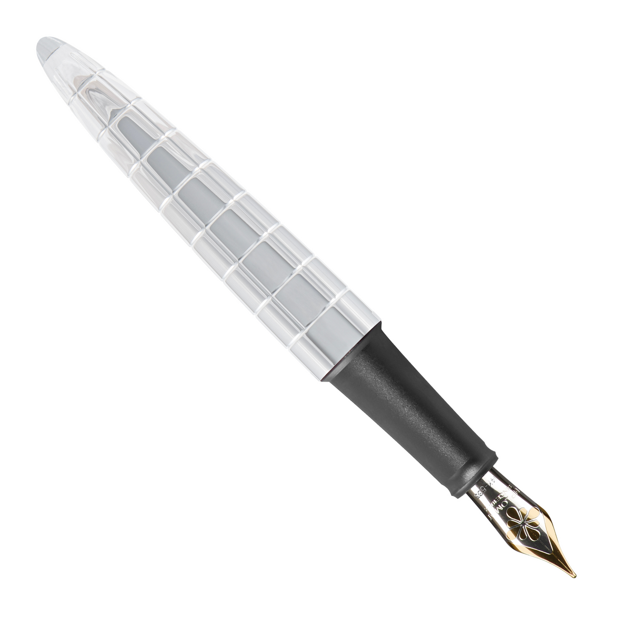 Diplomat Aero Rhomb Chrome fountain pen