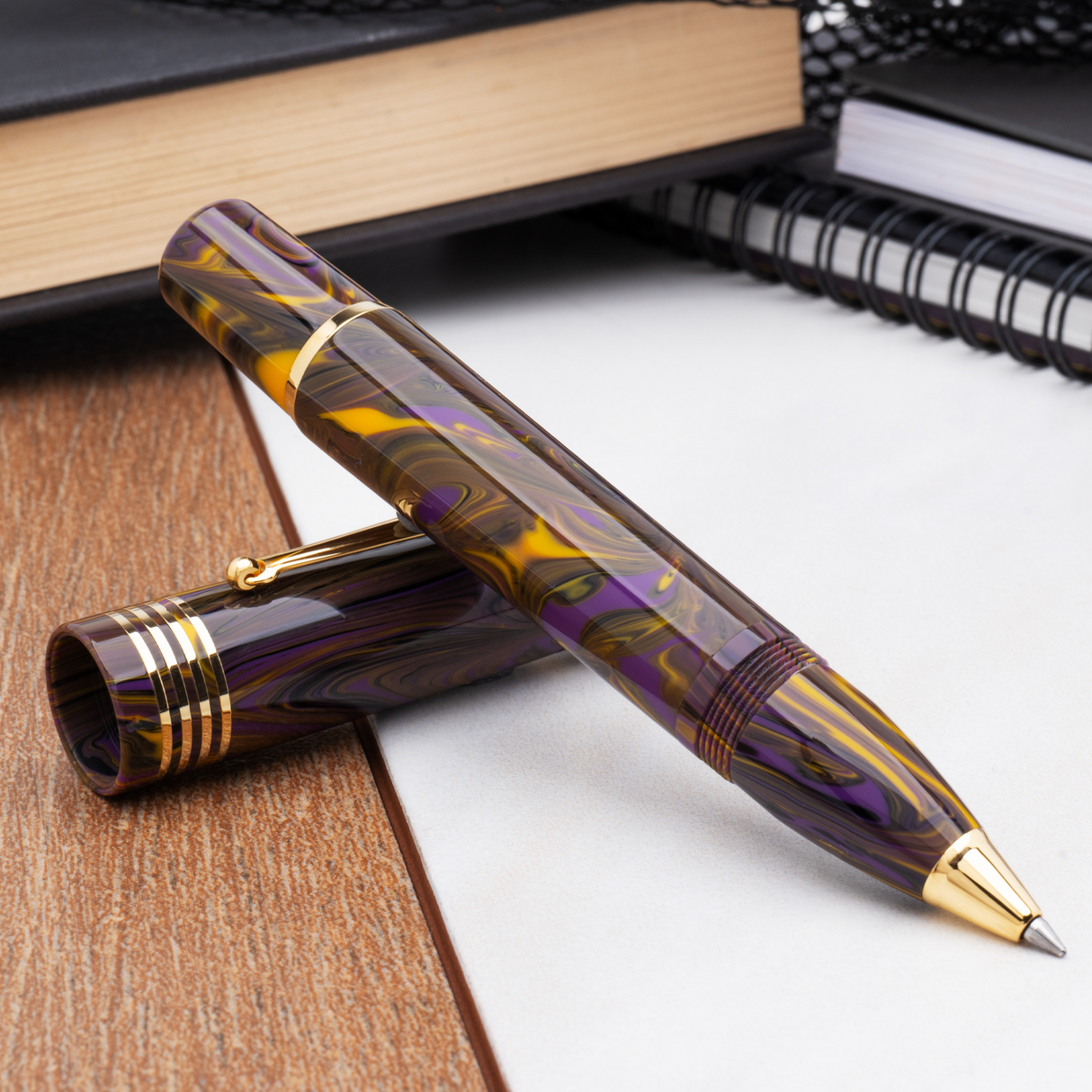Delta Neo Gallery Iris Gold Trim Pencil
