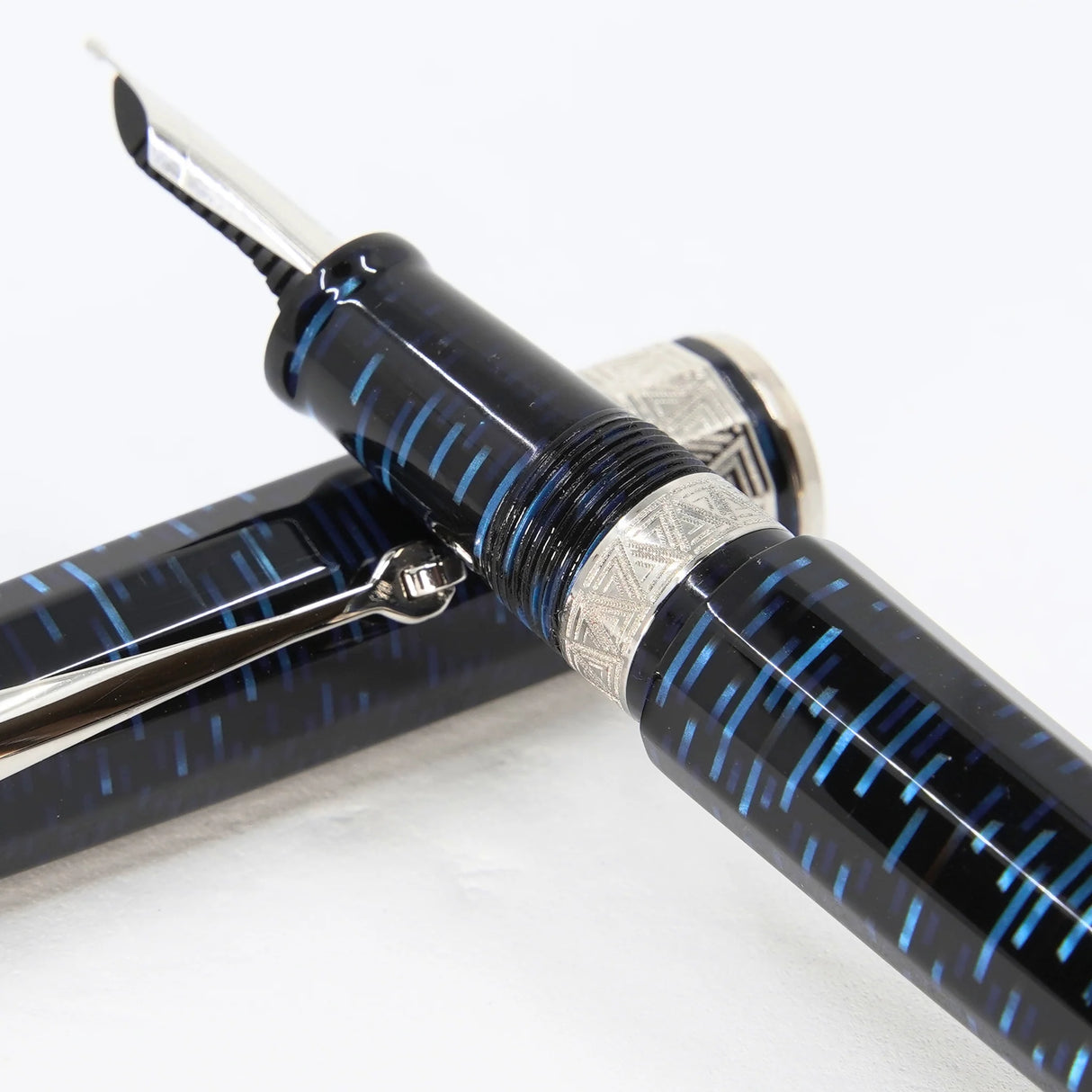 ASC Gladiatore Medio Blue Skyscraper Limited Edition - Fountain Pen