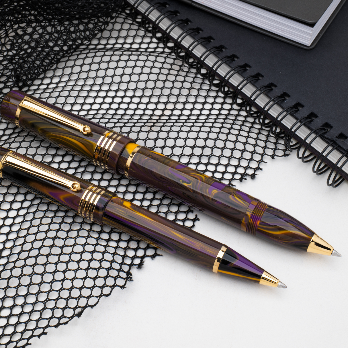 Delta Neo Gallery Iris Gold Trim Pencil