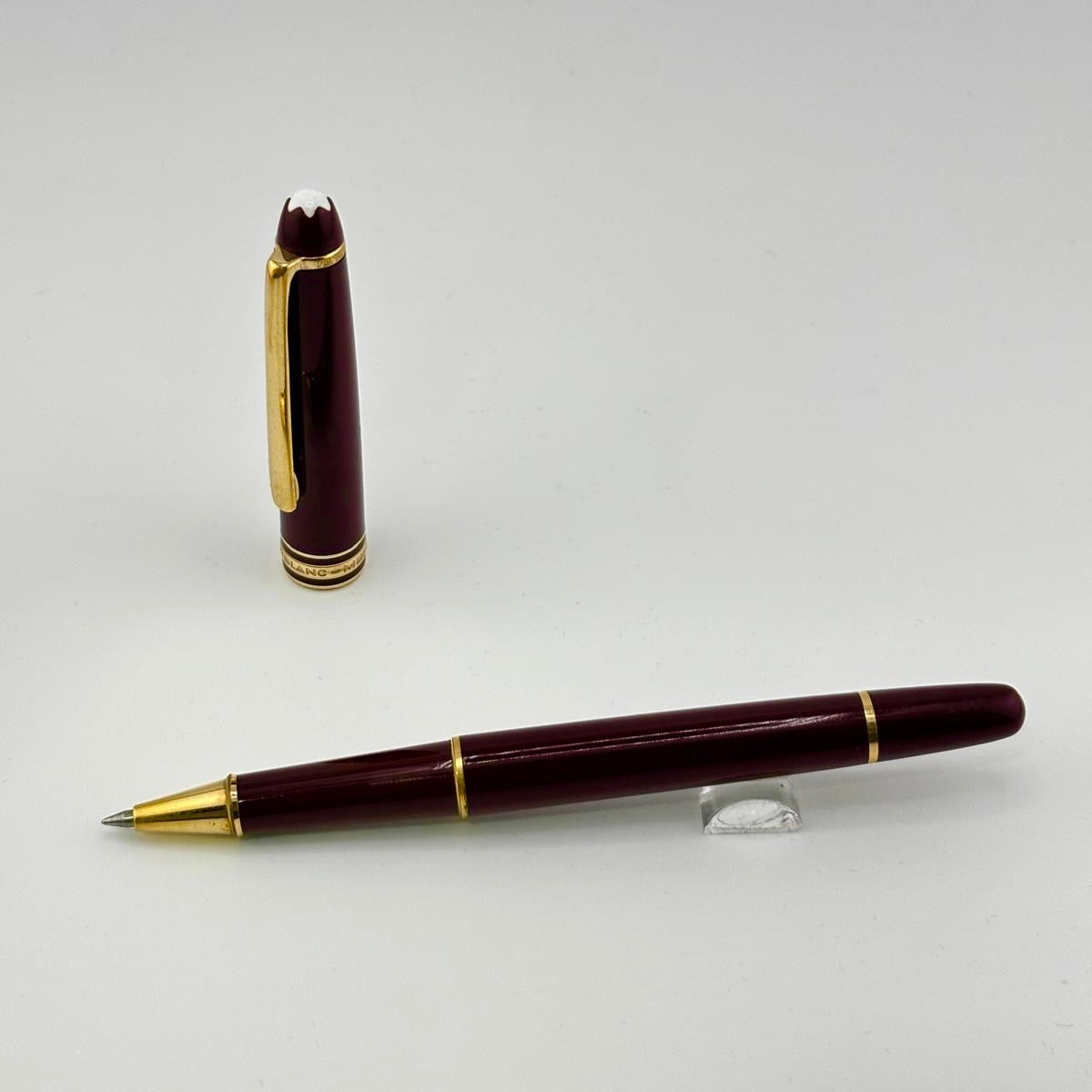 Montblanc burgundy 164 - Roller Ball