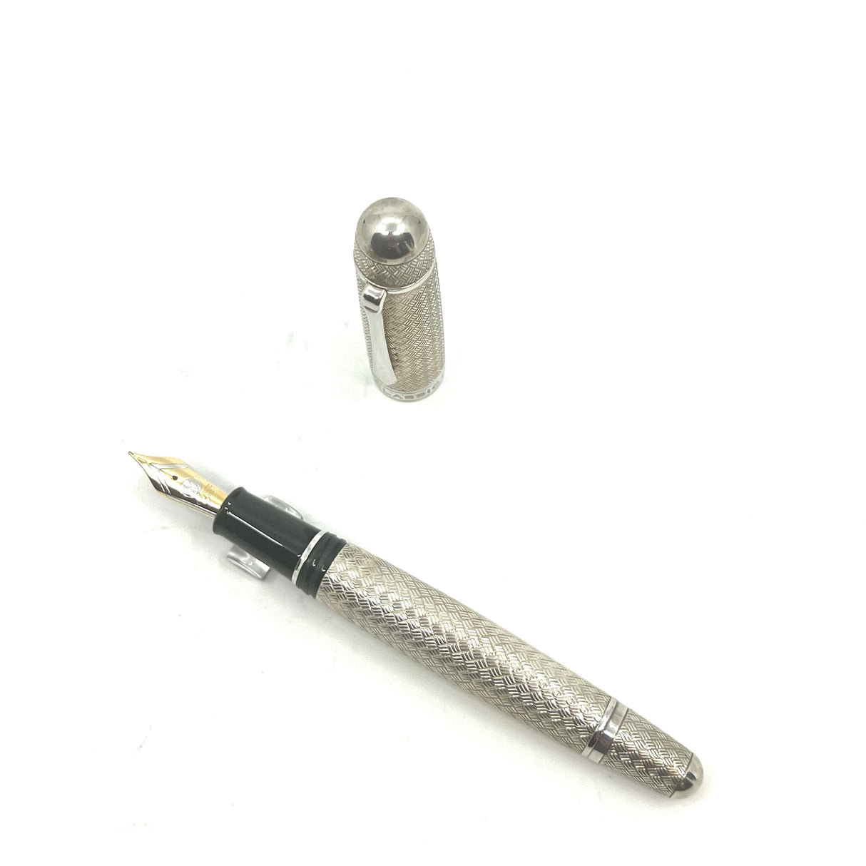 Classic Pen Vannerie CP8 Oversized Sterling Silver Limited Edition Fountain Pen (2008)