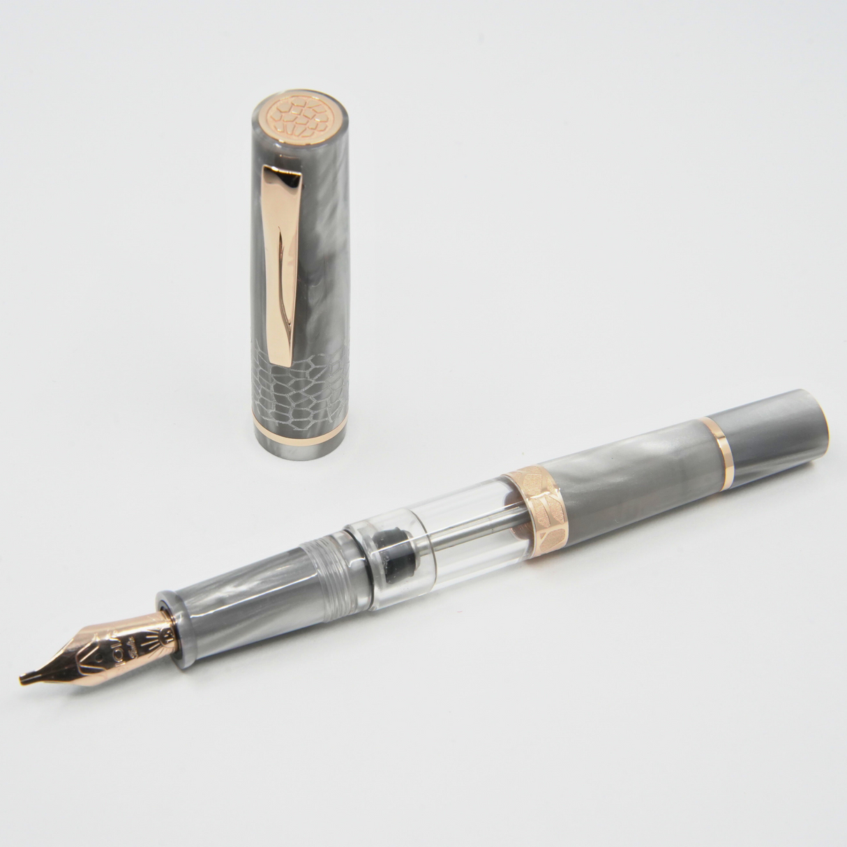 Gioia Luminosa Gray Fountain Pen