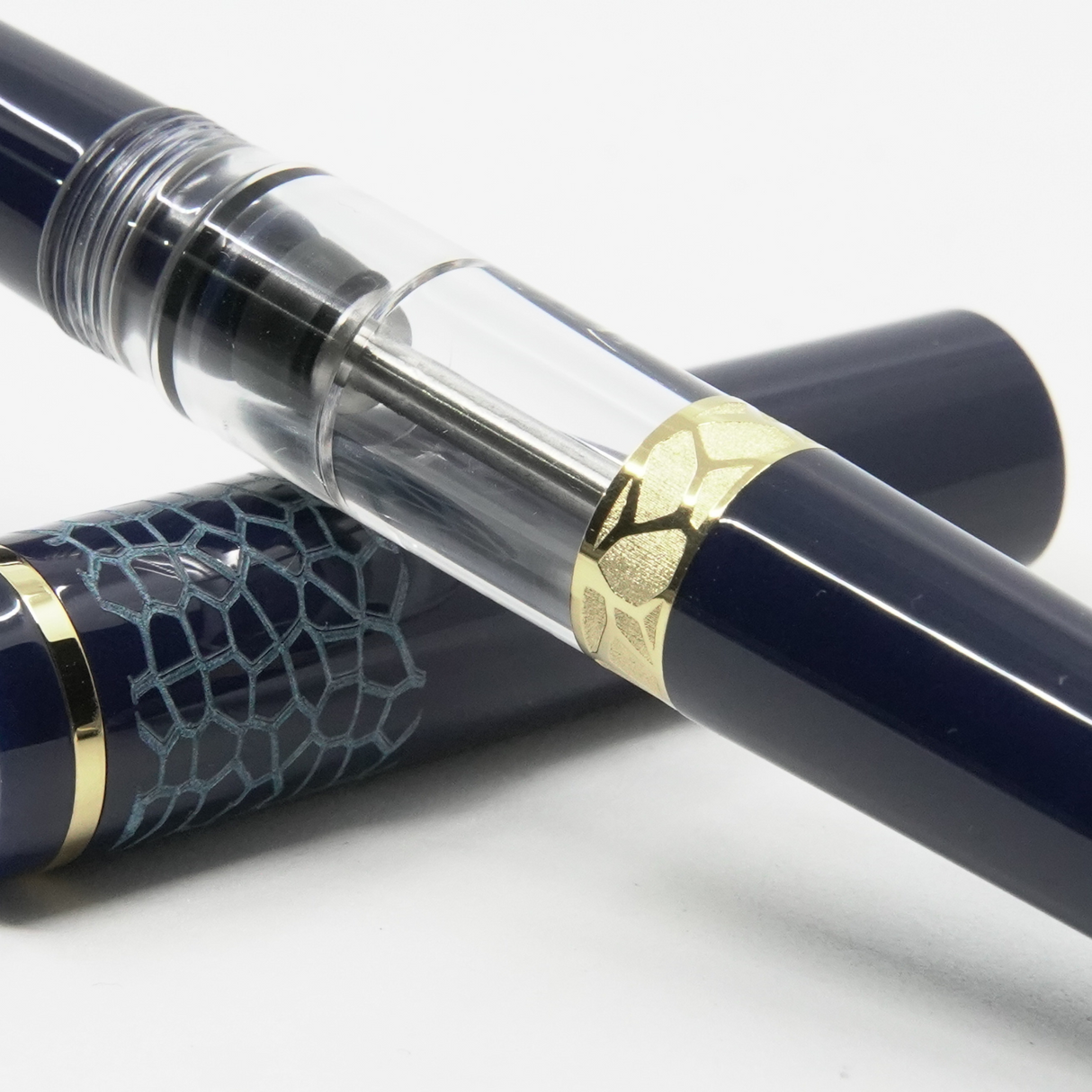 Gioia Luminosa Deep Blue Fountain Pen