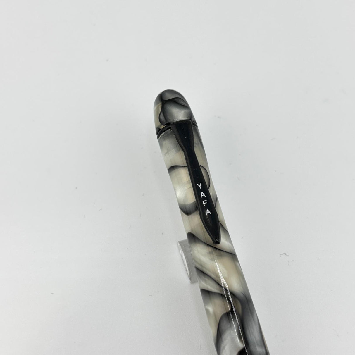 Monteverde Yafa Intima Clear Grey swirl - Ball Pen