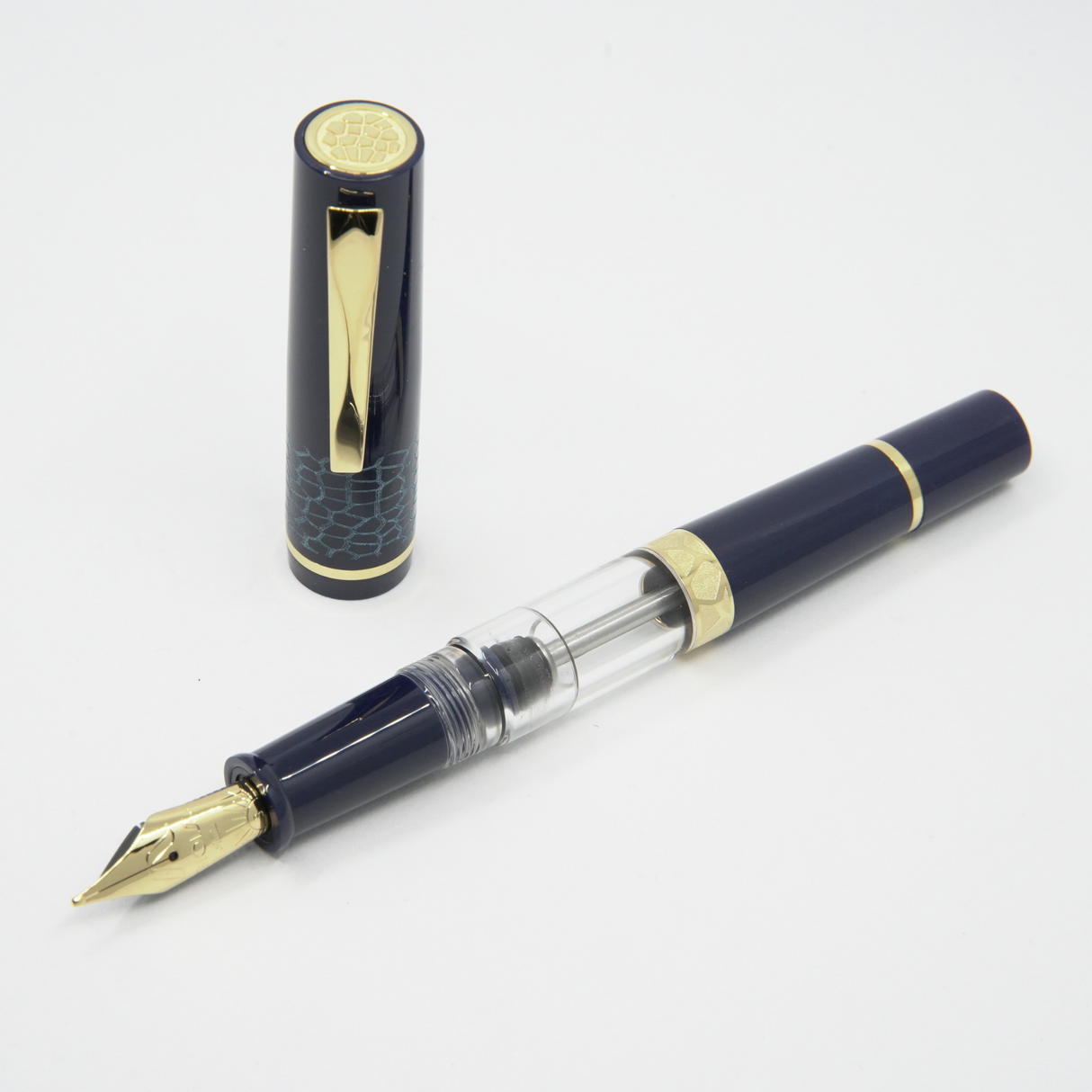 Gioia Luminosa Deep Blue Fountain Pen