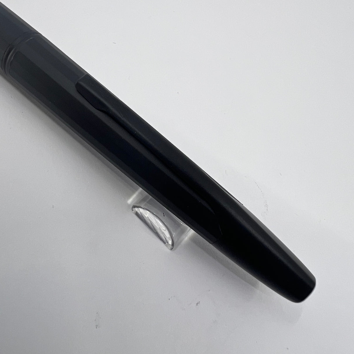 Pilot Namiki Black Matte Vanishing Point Fountain Pen - Classic Style Multi-Facetted Body - 1999 - Broad 14kt Gold Nib