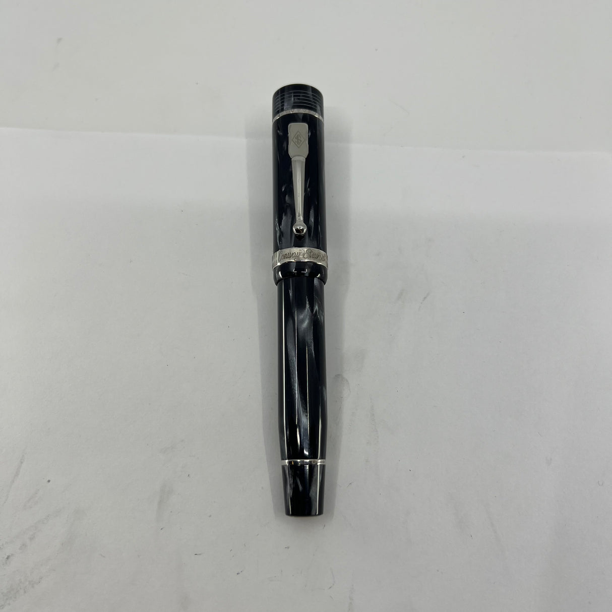 Conway Stewart Churchill "Sir Winston" London Smoke Gray Celluloid Fountain Pen Limited Edition - Flexible Fine 18kt Gold Nib