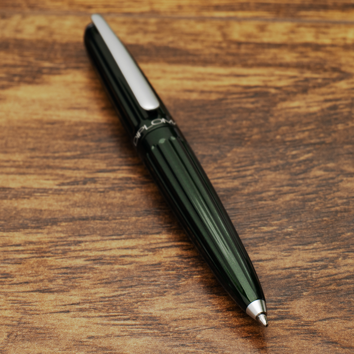 Diplomat Aero Evergreen Fountain Pen