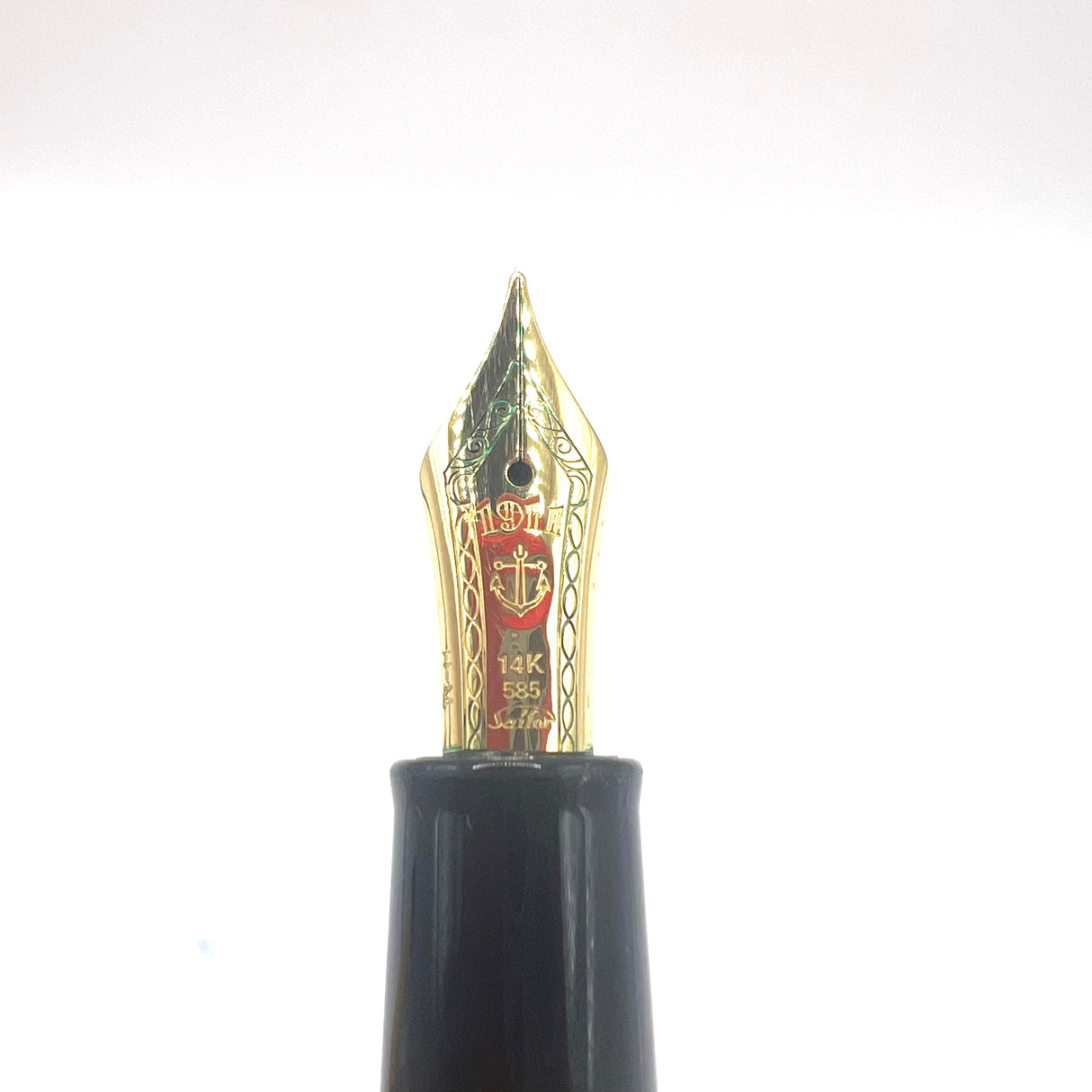 Sailor 1911 Standard Size Yellow Fountain Pen - Medium 18kt Gold Nib
