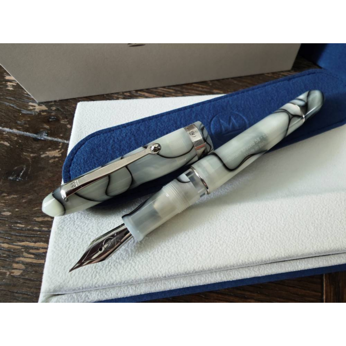 Molteni M58 Swirl LE Fountain Pen