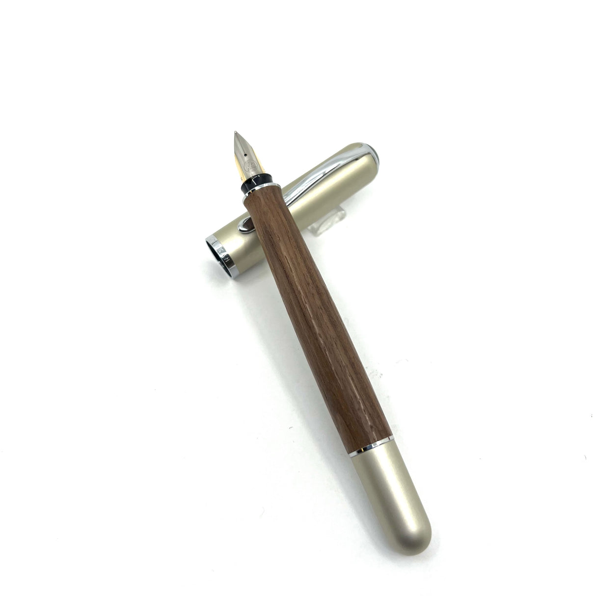 Pelikan P364 Nutwood Brown Fountain Pen - Medium 18kt Gold Nib