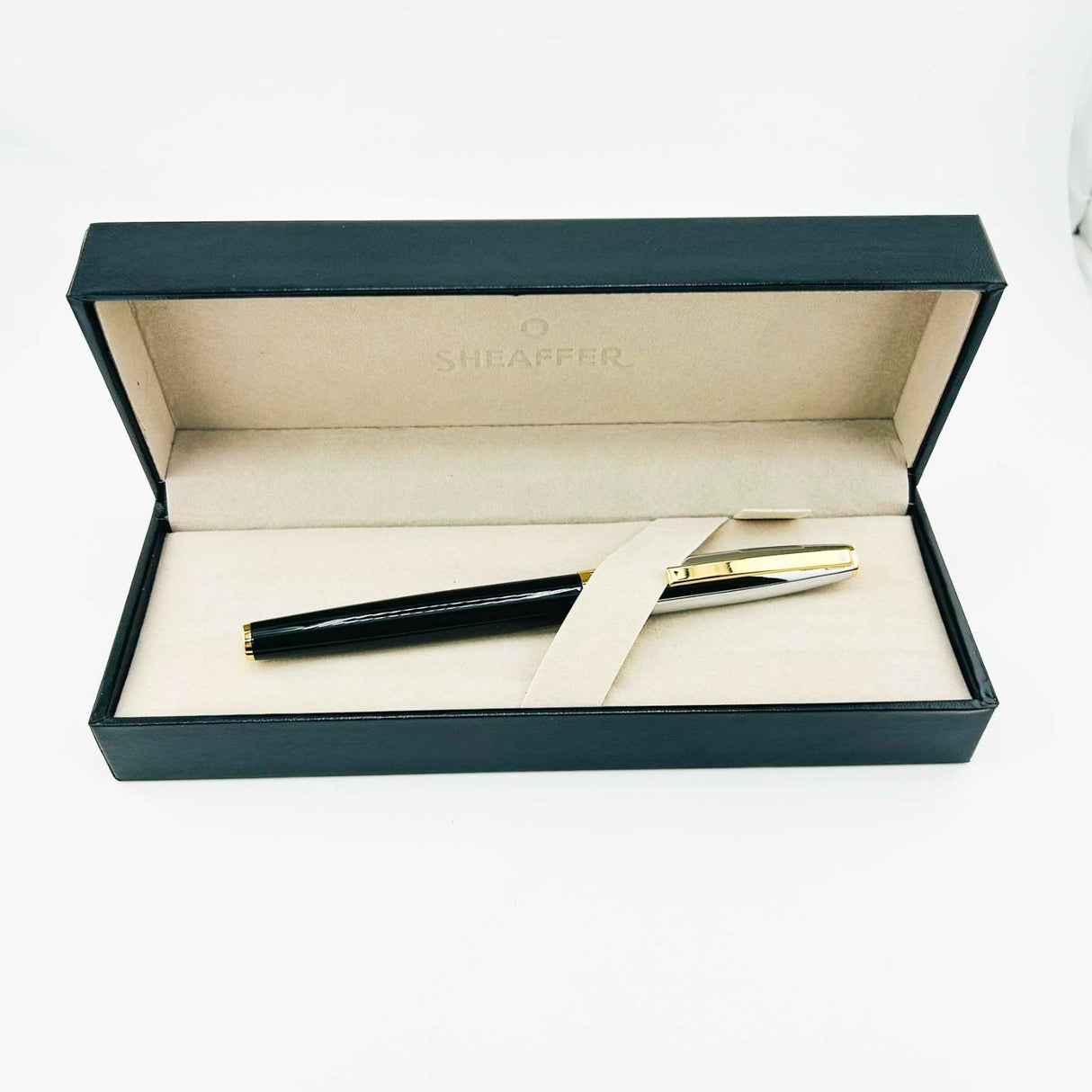 Sheaffer Sagaris Black Chrome cap - Fountain Pen