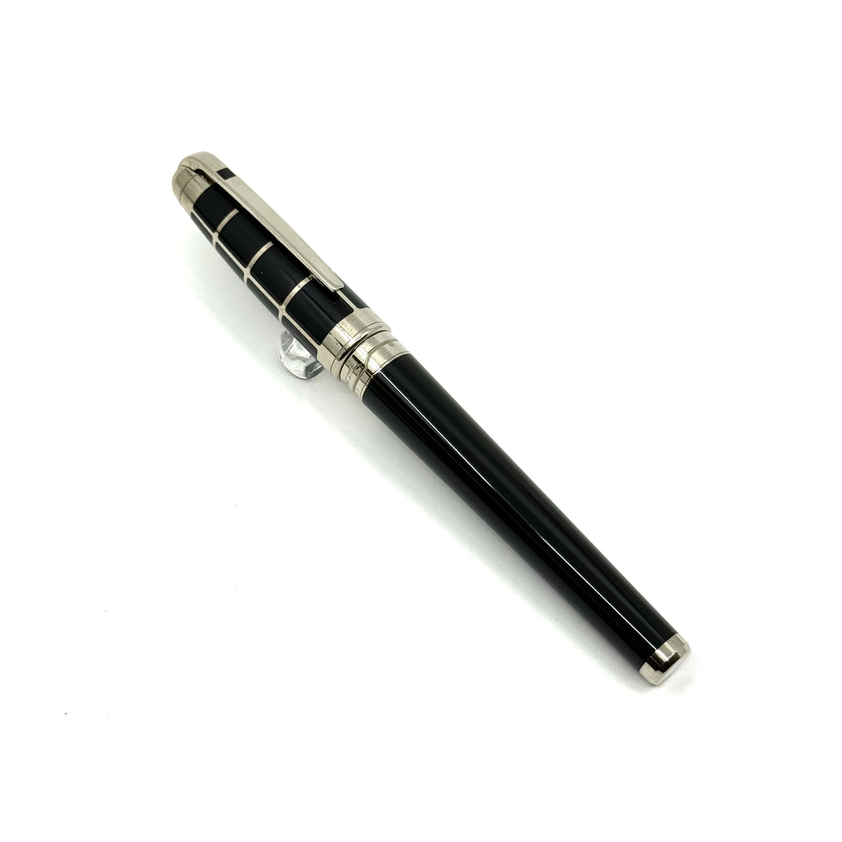 S.T. Dupont Orpheo (Largest Size) Black Laque de Chine Fountain Pen - Extra Fine 18kt Gold Nib
