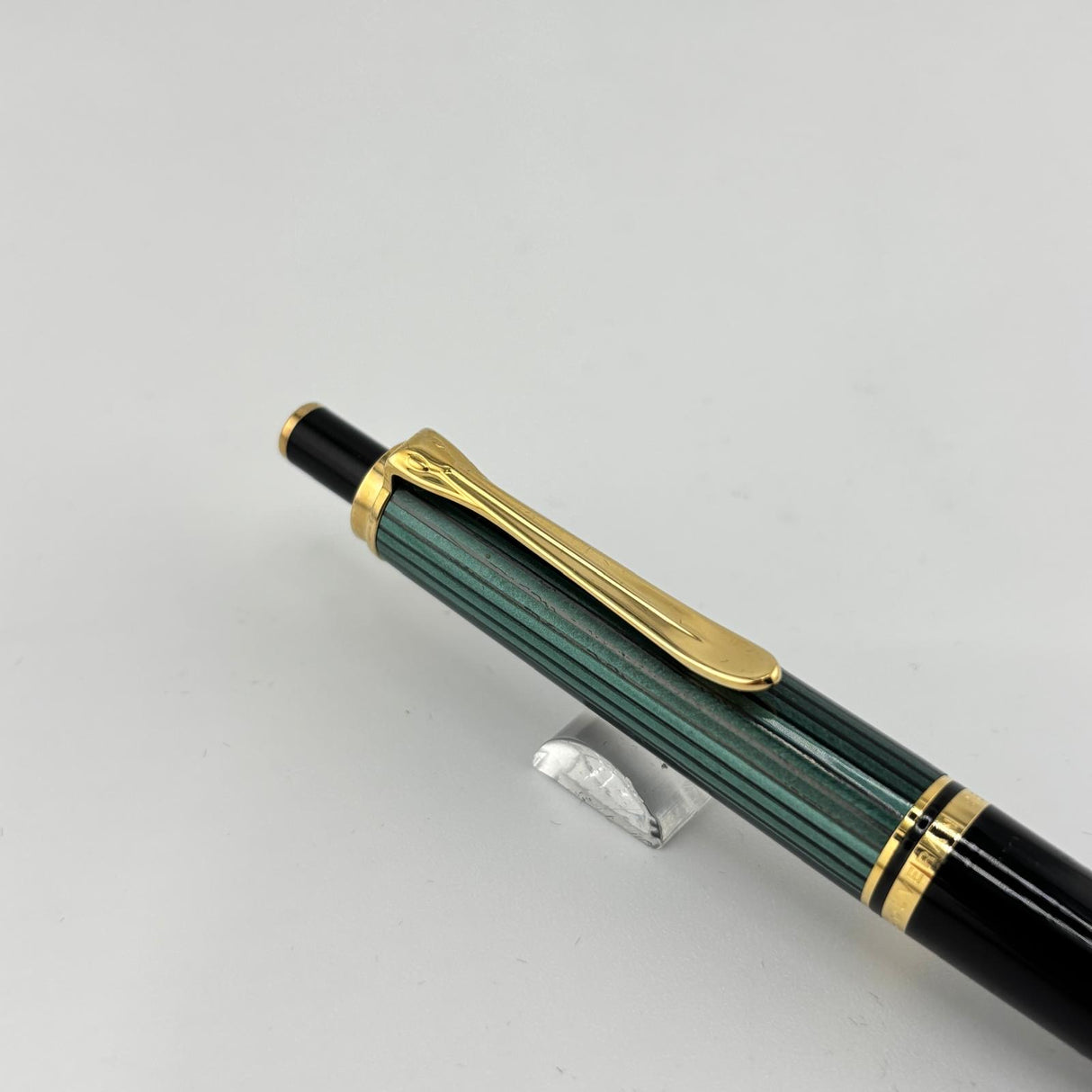 Pelikan K400 Green stripped black barrel - Mechanical Pencil
