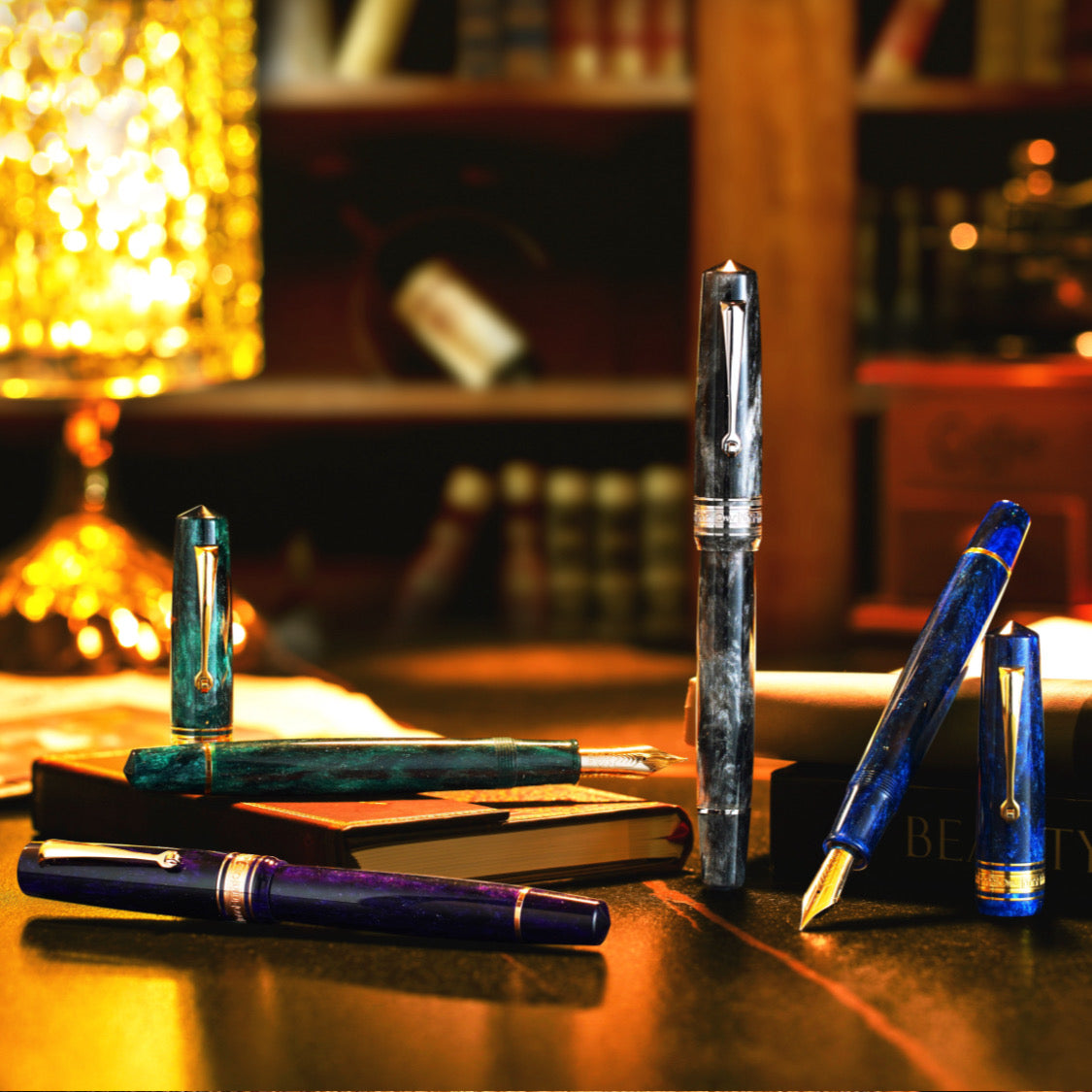 OMAS Bologna Ametista Profondo (Deep Amethyst) - Fountain Pen