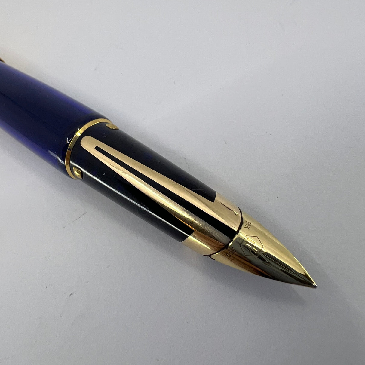 Waterman Edson Blue Translucent Fountain Pen - Medium 18kt Gold Nib