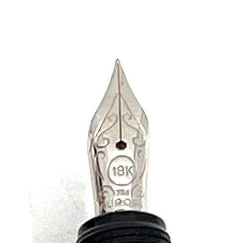 Aurora Fuoco Aurea Minima Optima Red Marbled Limited Edition Fountain Pen