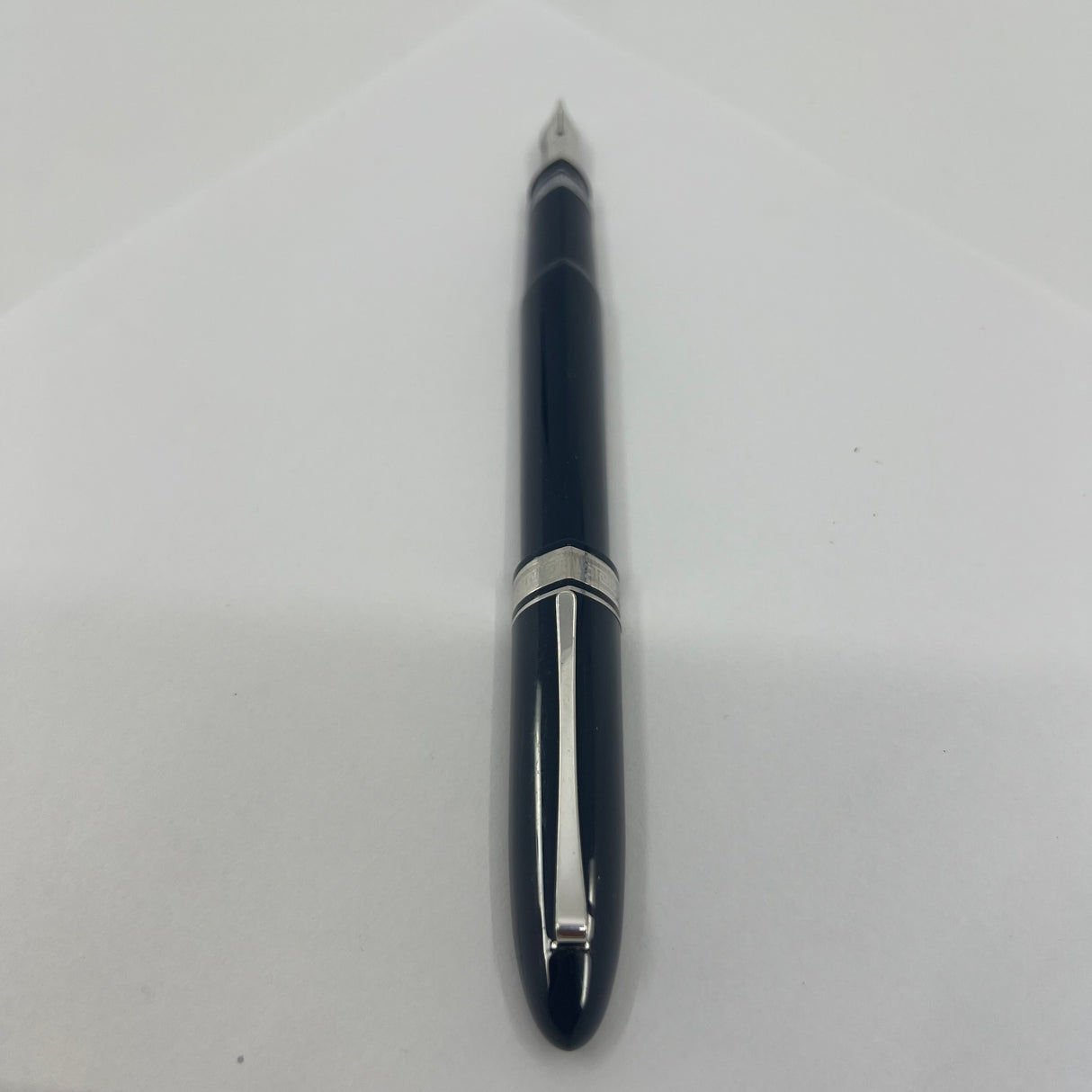 OMAS Blue #360 Triangulated Fountain Pen - Medium 18kt Gold Nib