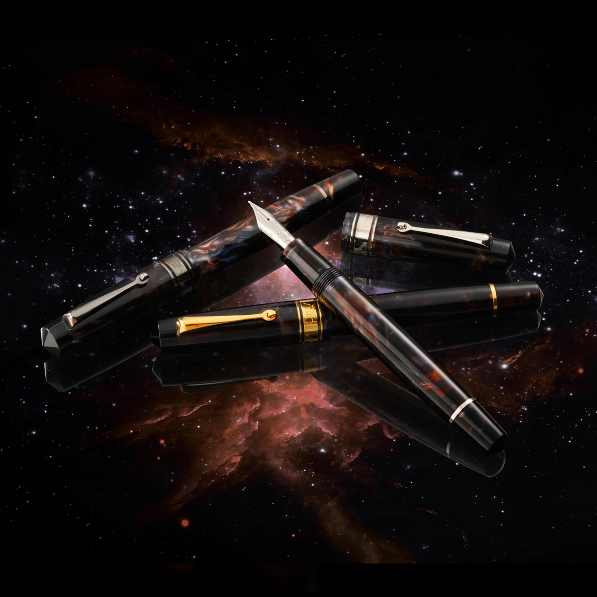 OMAS Bologna: Galassia Fountain Pen (Black trim)