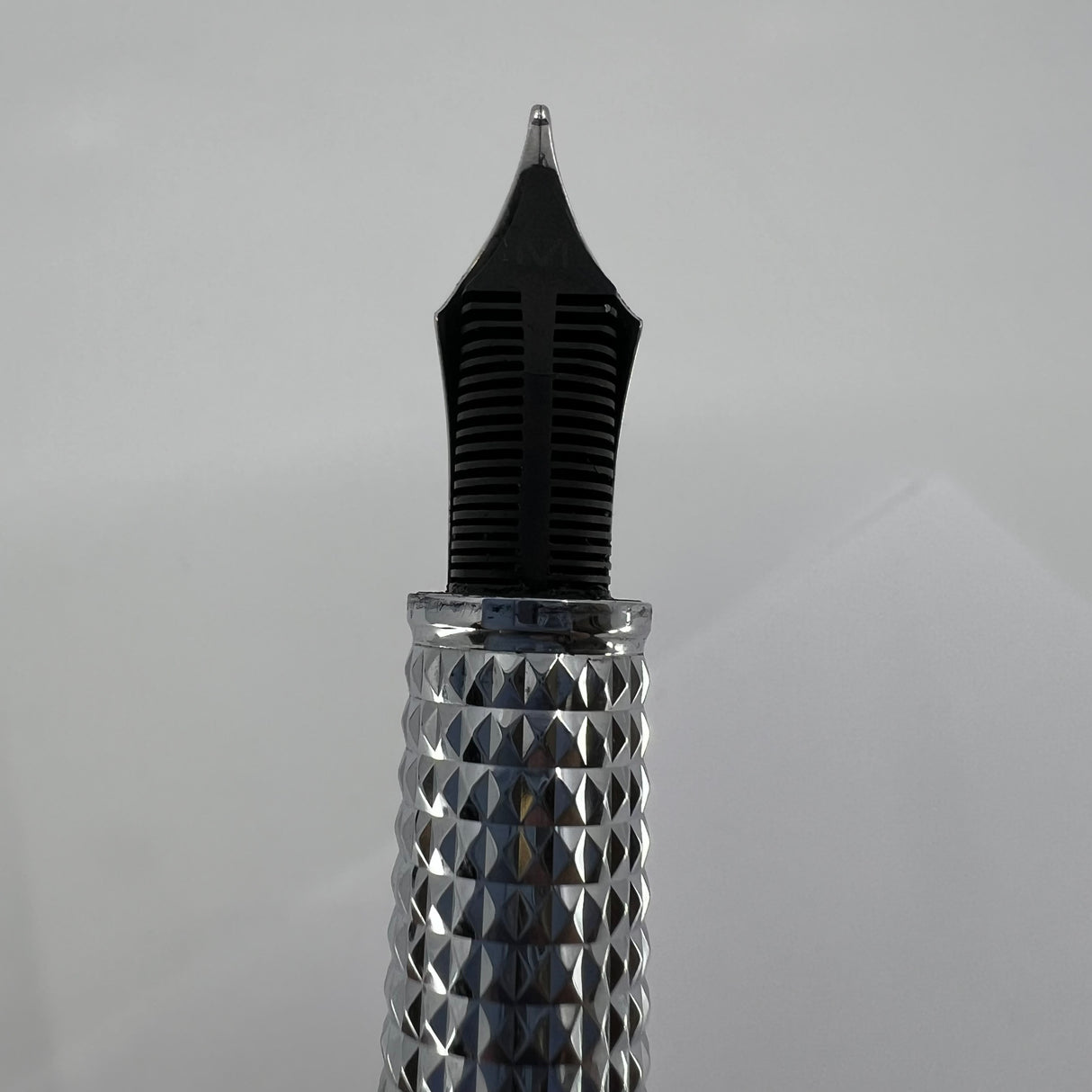 Aurora Alpha Tuscan Night Lustrous Marbled Charcoal Fountain Pen - Medium 14kt Gold Nib