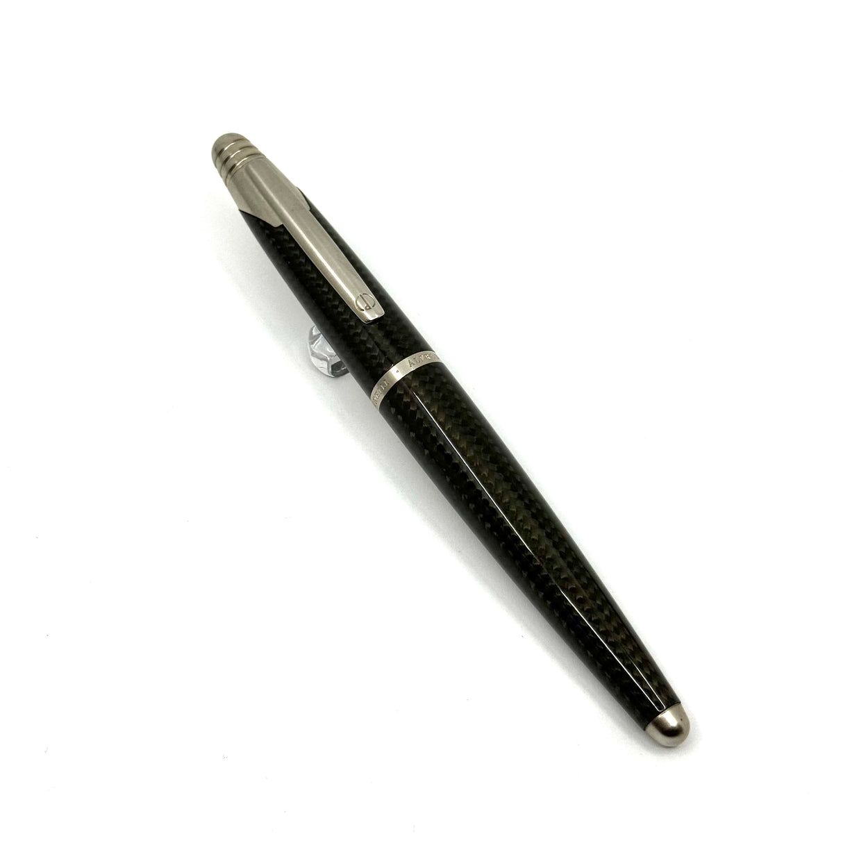 Dunhill AD2000 Carbon Fibre Large Fountain Pen - Fine 18kt Gold Nib