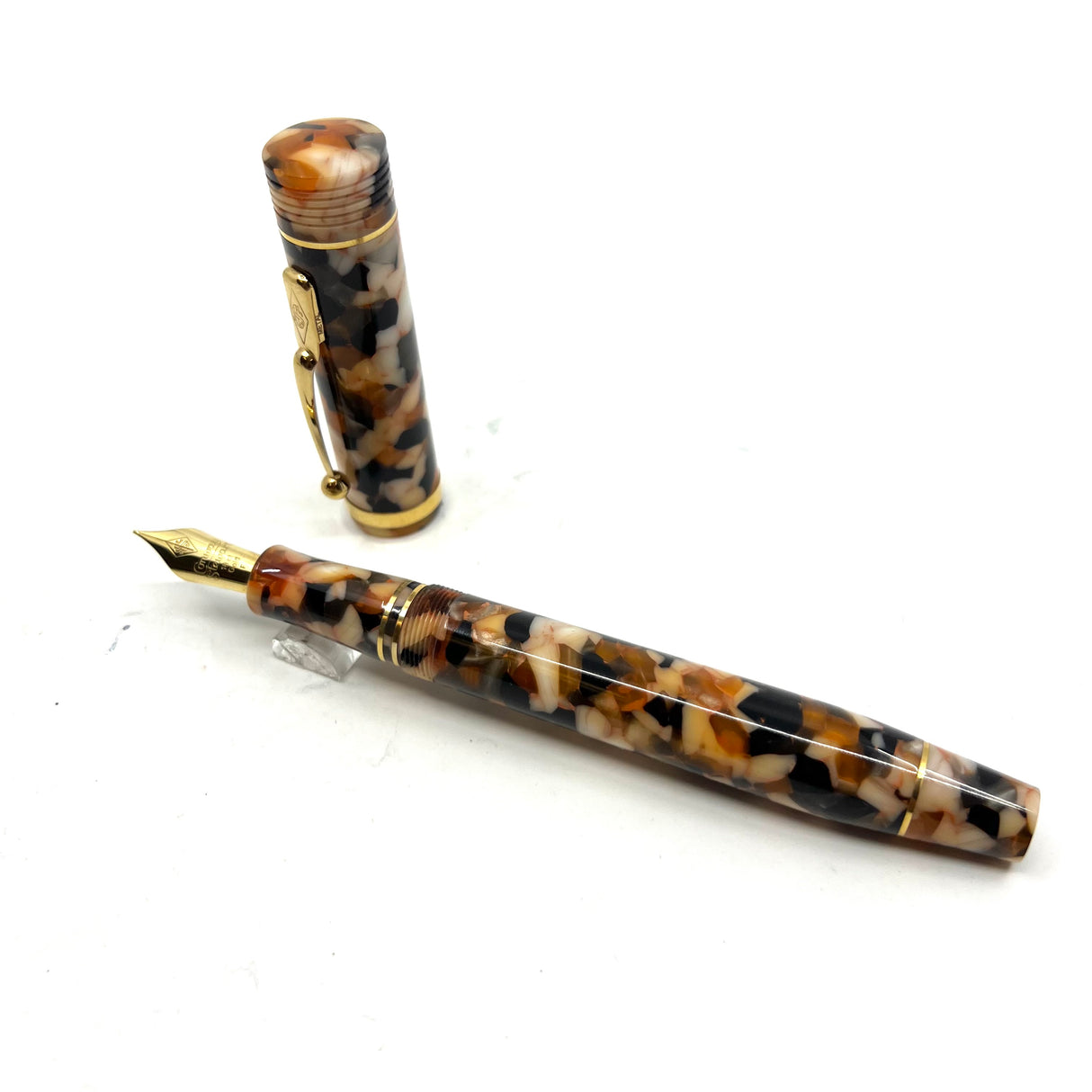 Conway Stewart Churchill Lever-Fill Razor Shell Fountain Pen