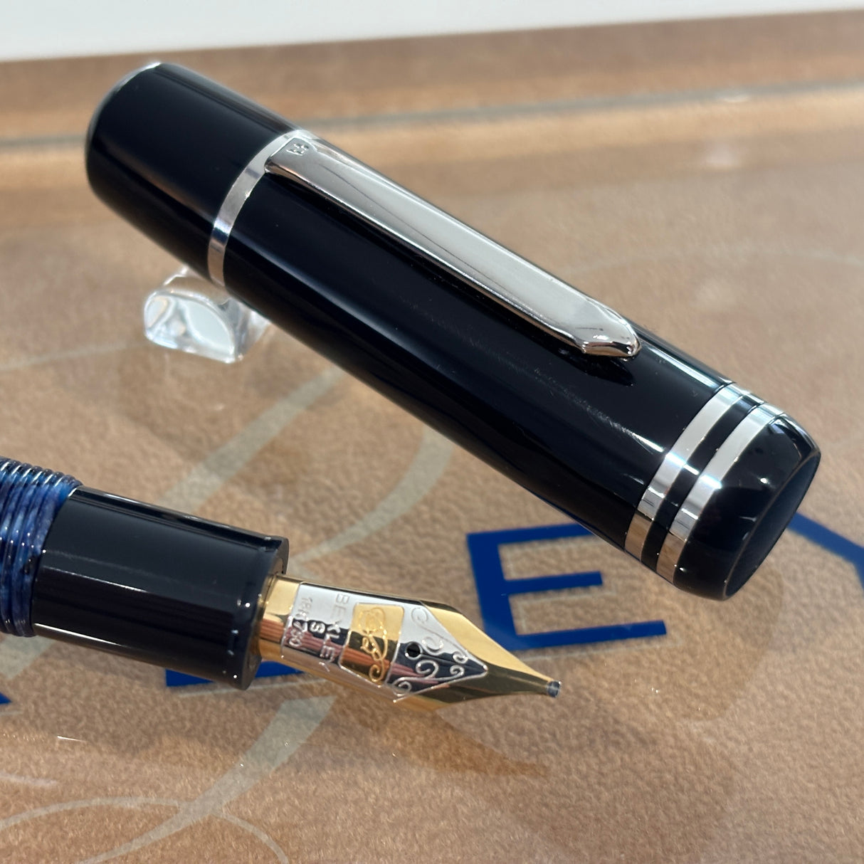 Bexley Magnum Poseidon Blue Marble Fountain Pen