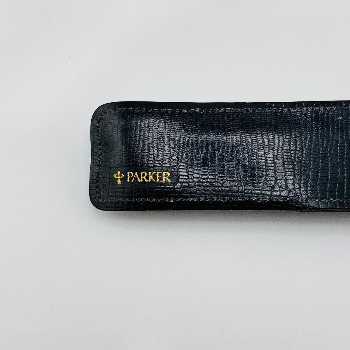 Parker Pen Case Lizard Black - hold one pen circa 1970