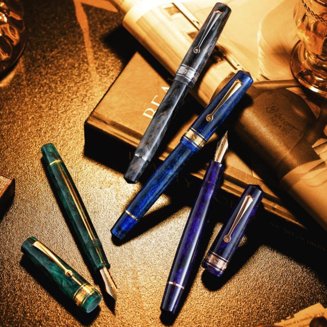 OMAS Bologna Azzurro Diamante (Diamond Blue) - Fountain Pen