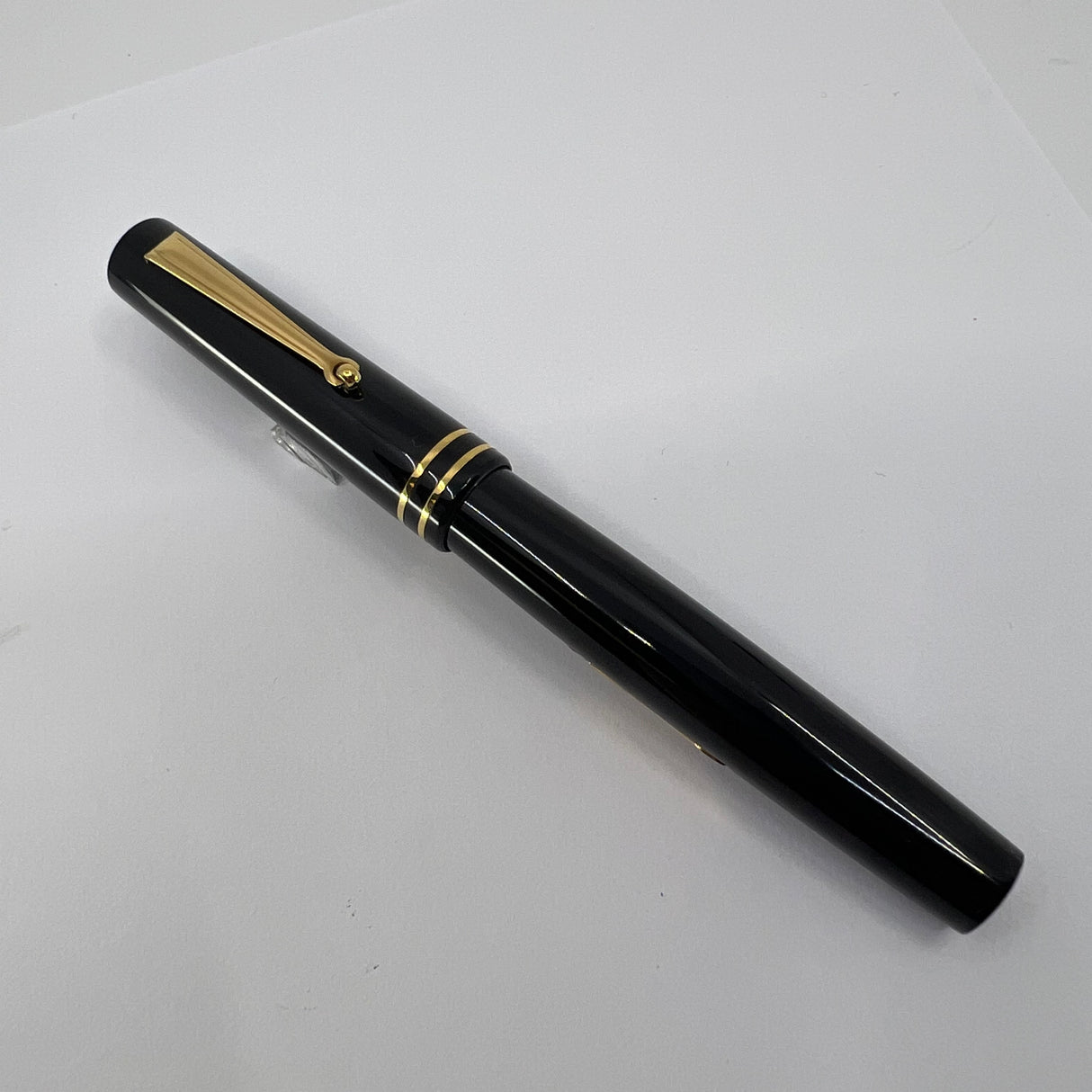 Delta Special Edition Astra Black Ebonite Fountain Pen (1995) - Medium 18kt Gold Nib