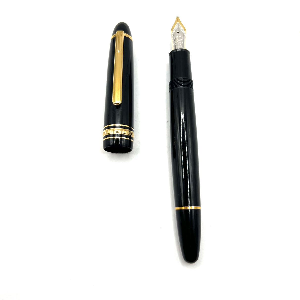 Montblanc #146 Black Resin LeGrand Meisterstuck Fountain Pen - Semi-Flex Double Broad Stub-like 18kt Gold Nib