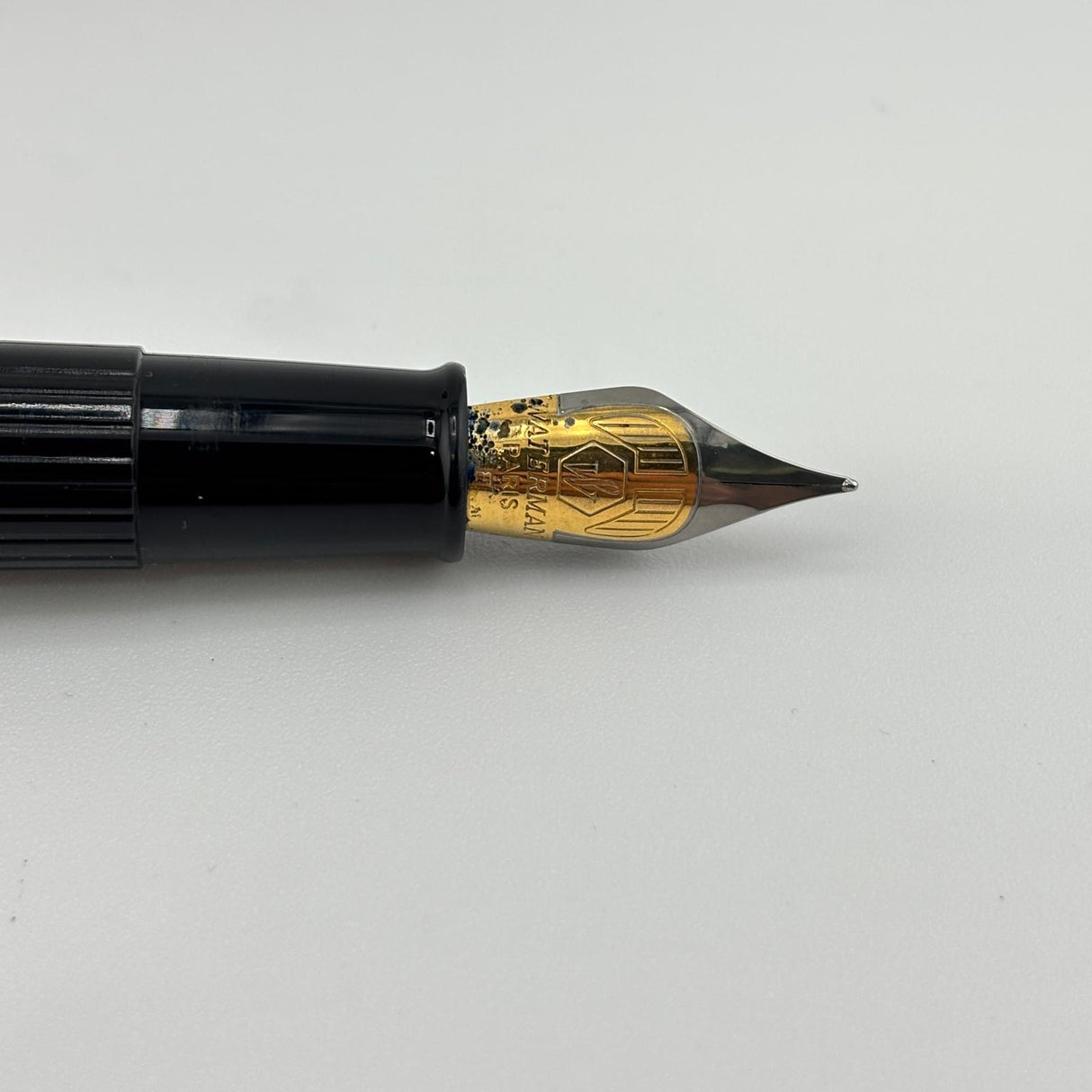 Waterman Phileas Red Marble - Fountain Pen