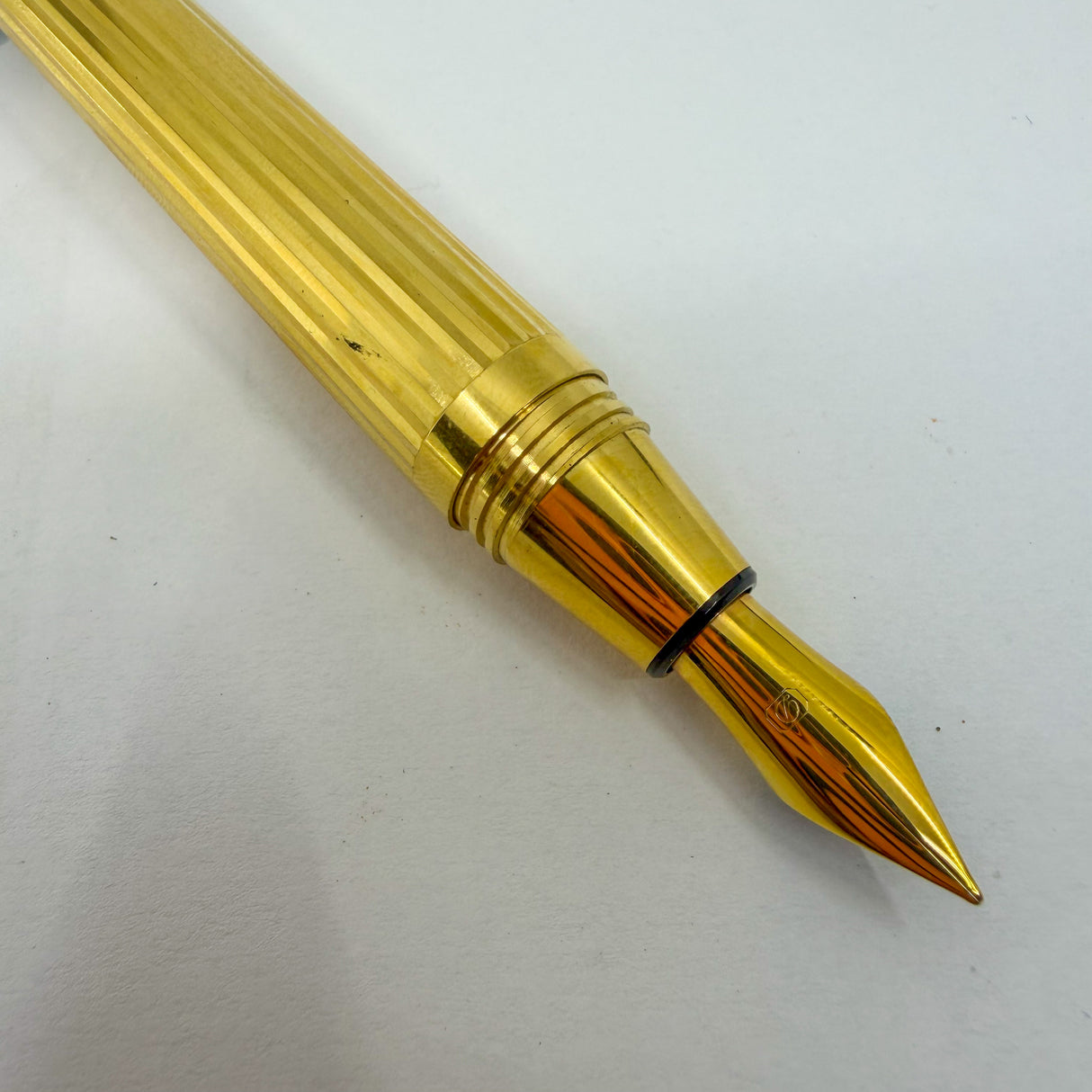 S. T. Dupont St. Germain Large Size Fountain Pen - Medium 18kt Gold Nib