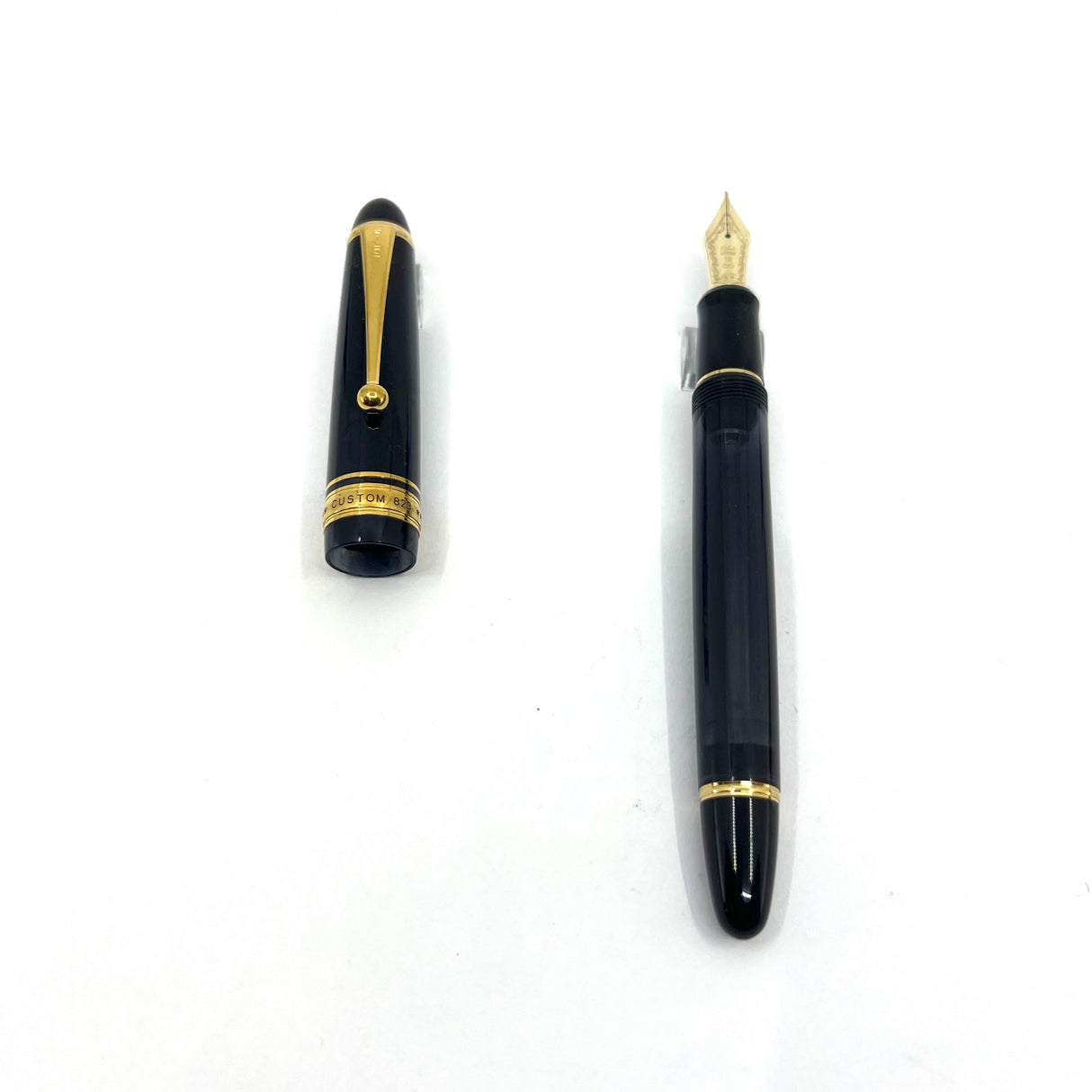 Pilot Custom 823 "Smoke" (Transparent Gray) Demonstrator Fountain Pen - Medium 14kt Gold Nib