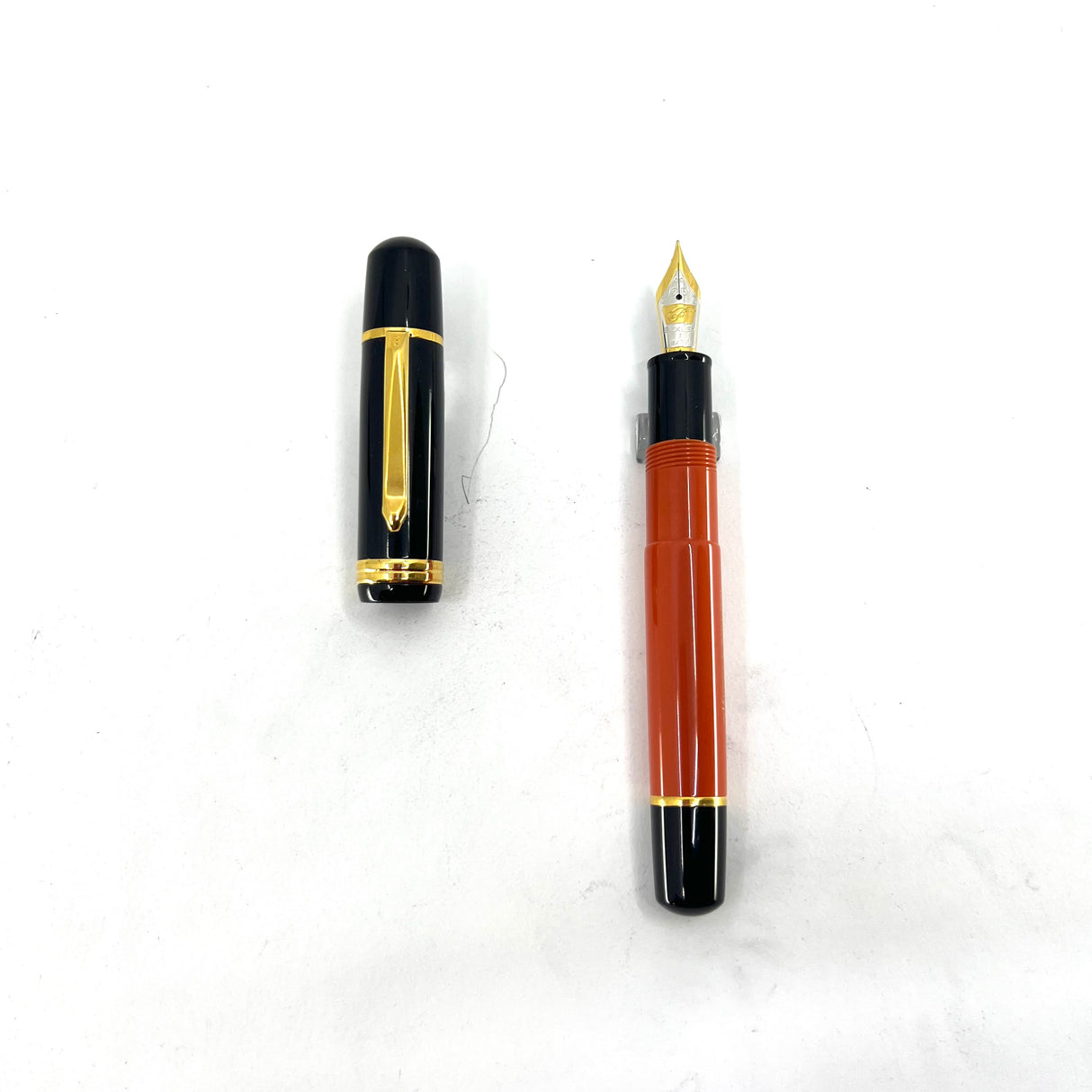 Bexley Tea Time Fountain Pen Made For Classic Pens - Flexible Fine 18kt Gold Nib