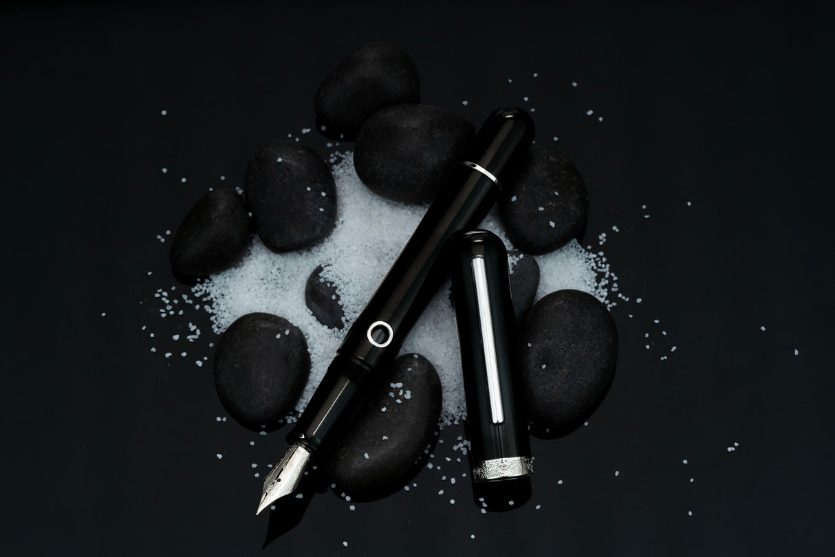 Nahvalur Nautilus Cephalopod Silver - Fountain Pen