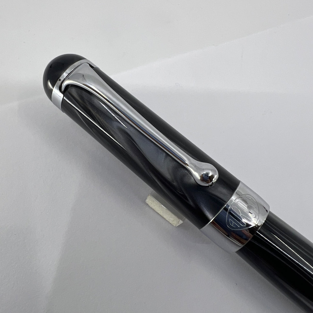 Aurora Alpha Tuscan Night Lustrous Marbled Charcoal Fountain Pen - Medium 14kt Gold Nib