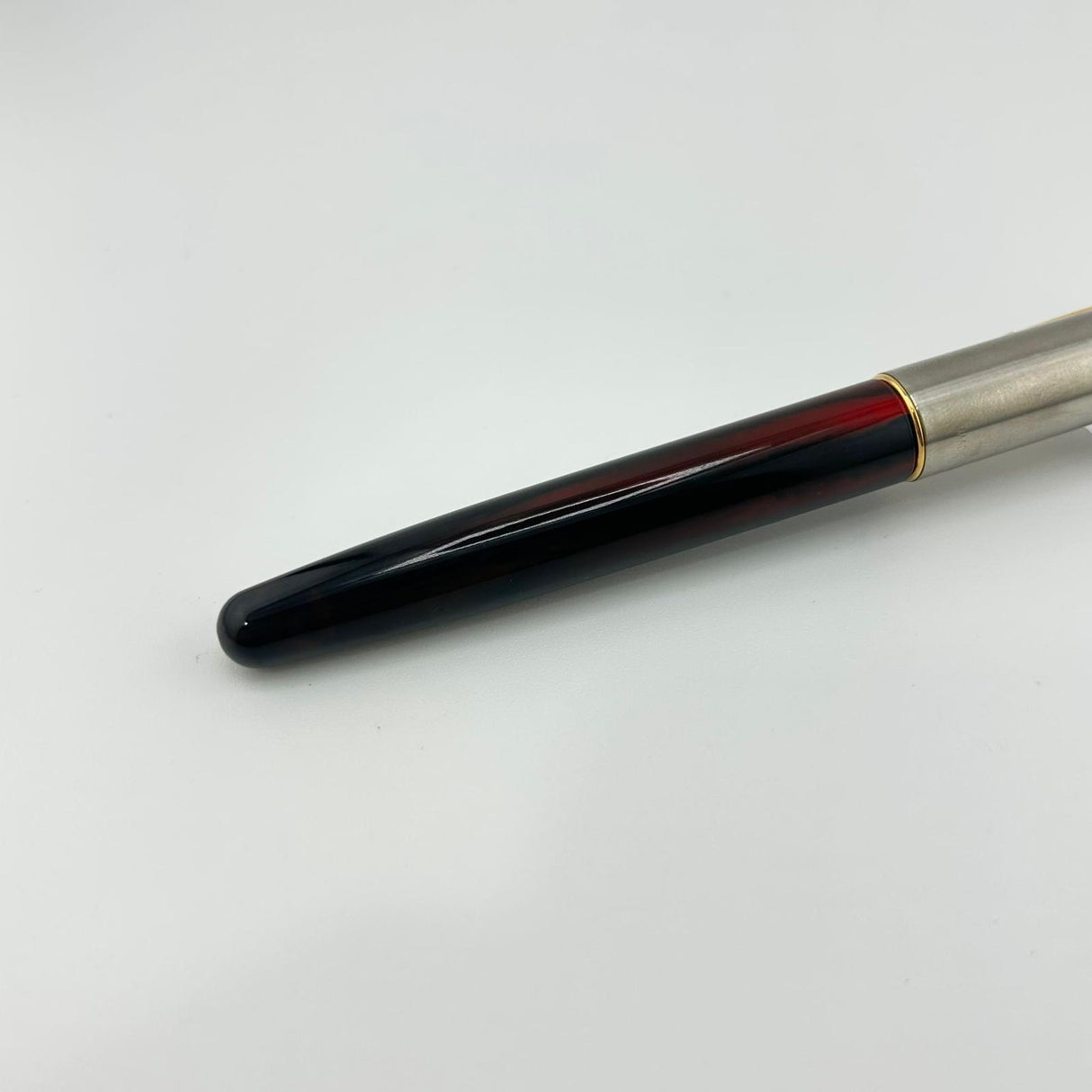 Parker Frontier Burgundy set Fountain Pen and Roller Ball