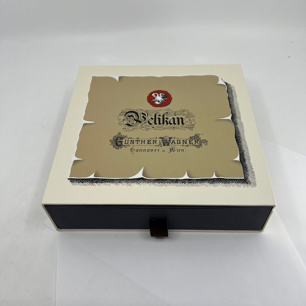 Pelikan M101N Special Edition Red Tortoiseshell Fountain Pen - Medium 14kt Gold Nib